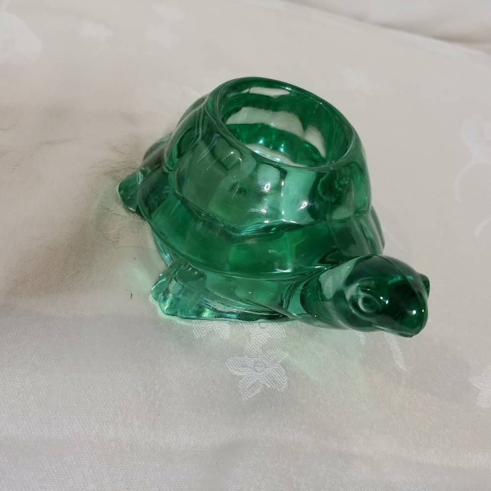 Vintage Indiana Glass Little Turtle Candle Holder